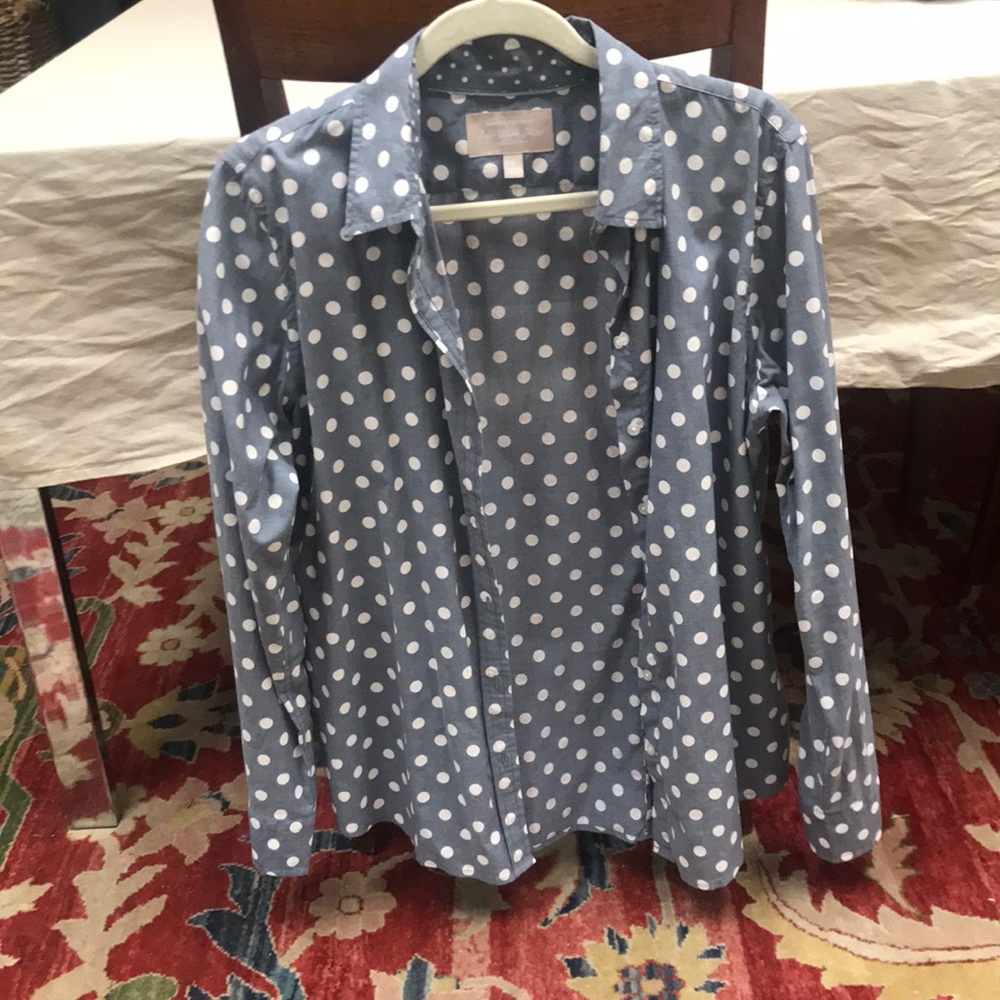 Banana Republic polka dot soft wash shirt